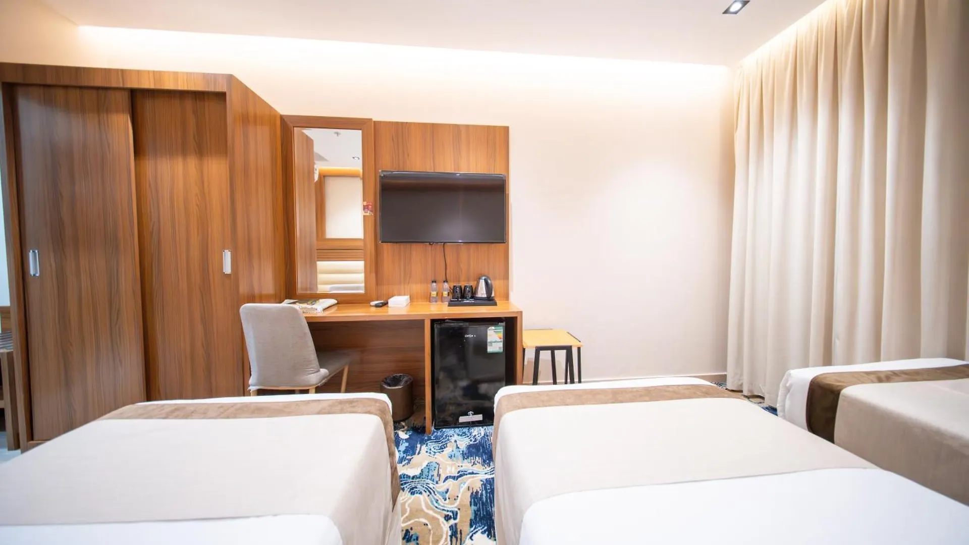 Kenana Al Aziziah Hotel By Orvana Mecca
