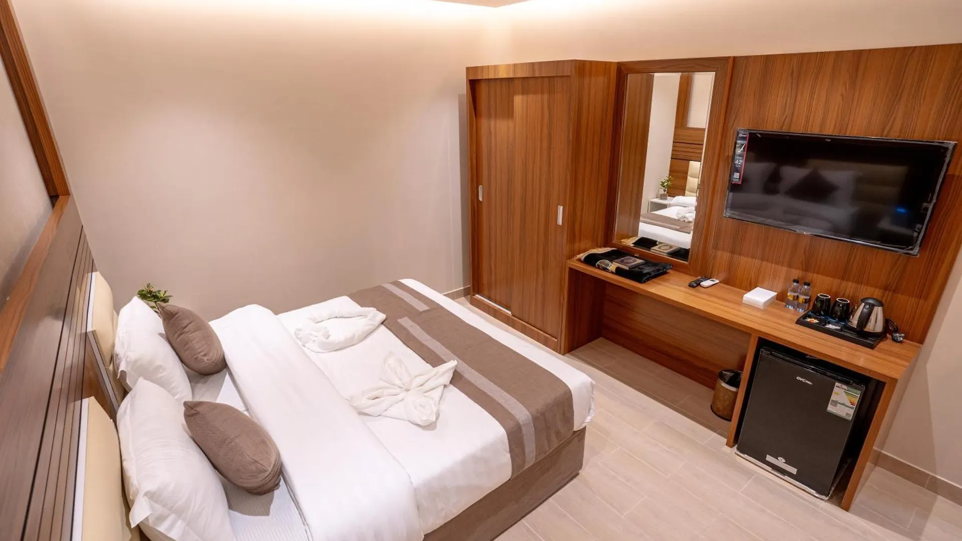 Kenana Al Aziziah Hotel By Orvana Mecca